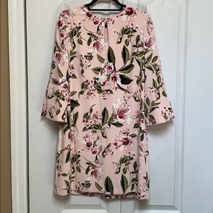 White House Black Market Petal Sleeve Shift Dress